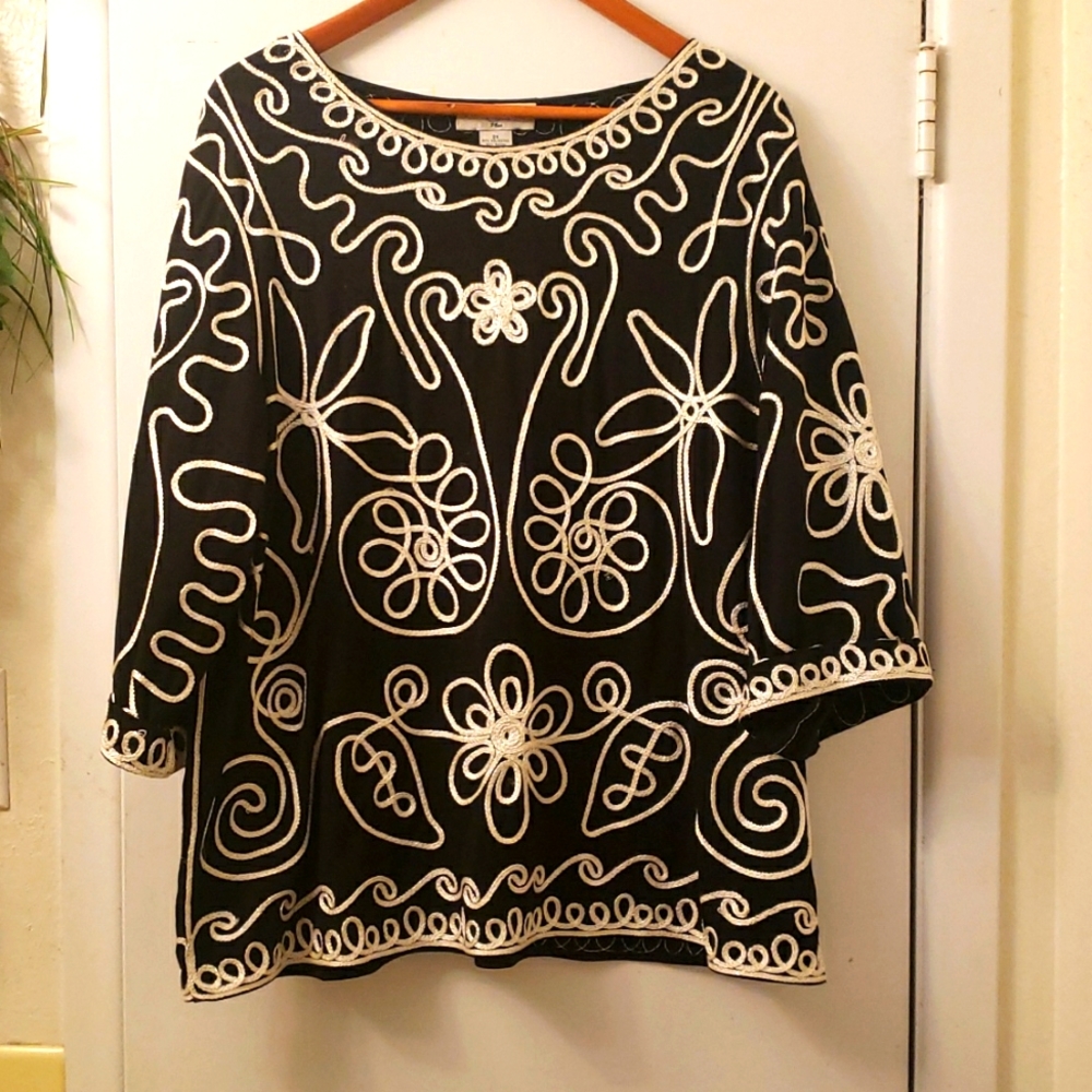 Dressy Women's Top - Picture 2 of 5